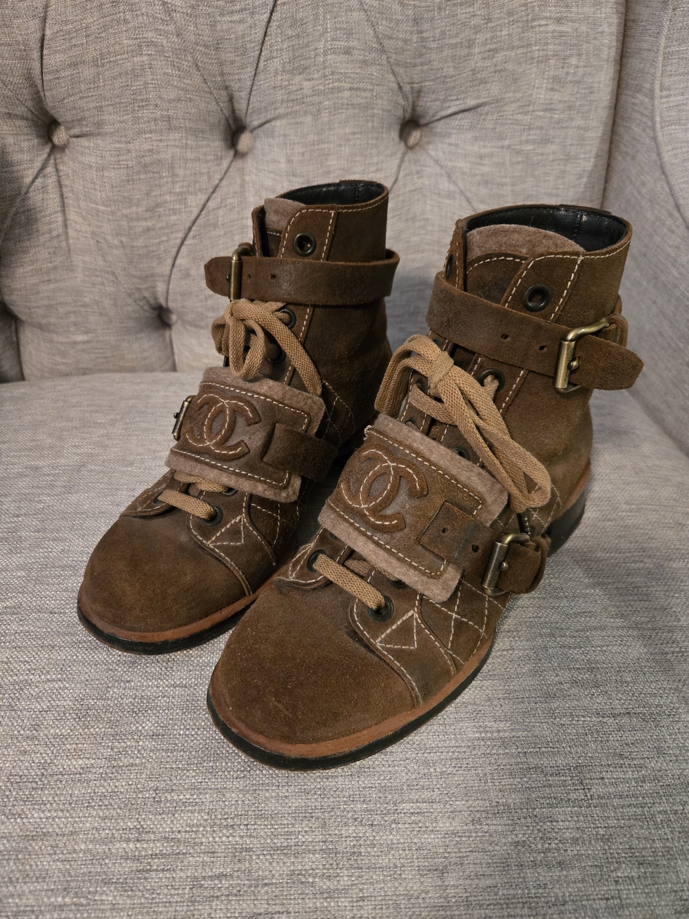 Chanel combat boots Suede CC Logo Ankle vuitton hermes shoes
